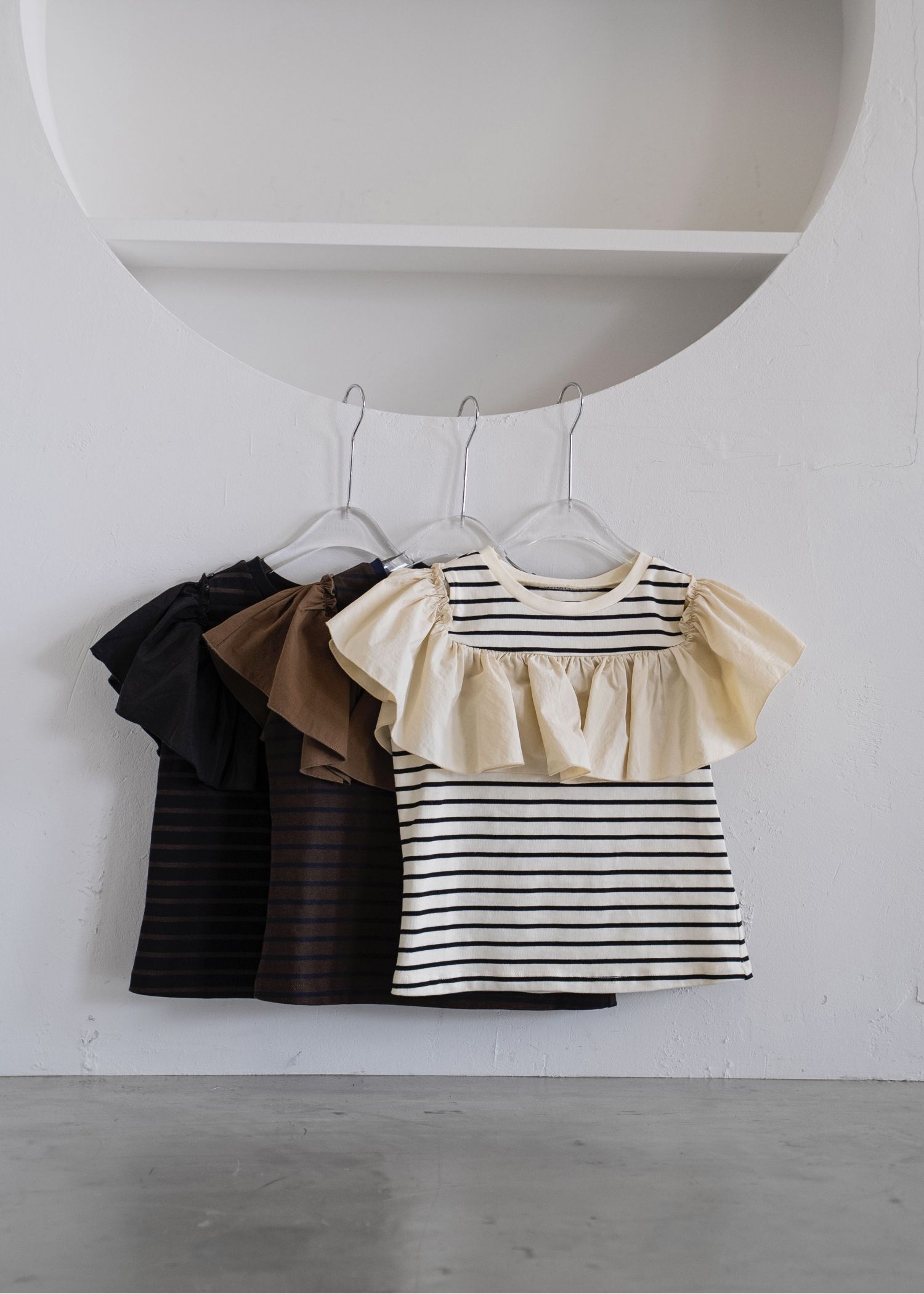 convertible shoulder frill border tops